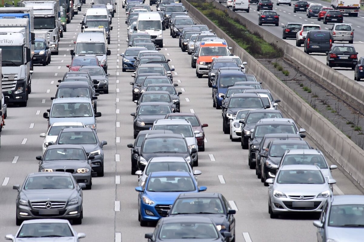 Police Seek Witnesses After Fatal A5 Accident Near Neuenburg